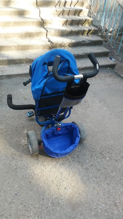 Велосипед трёх колесный