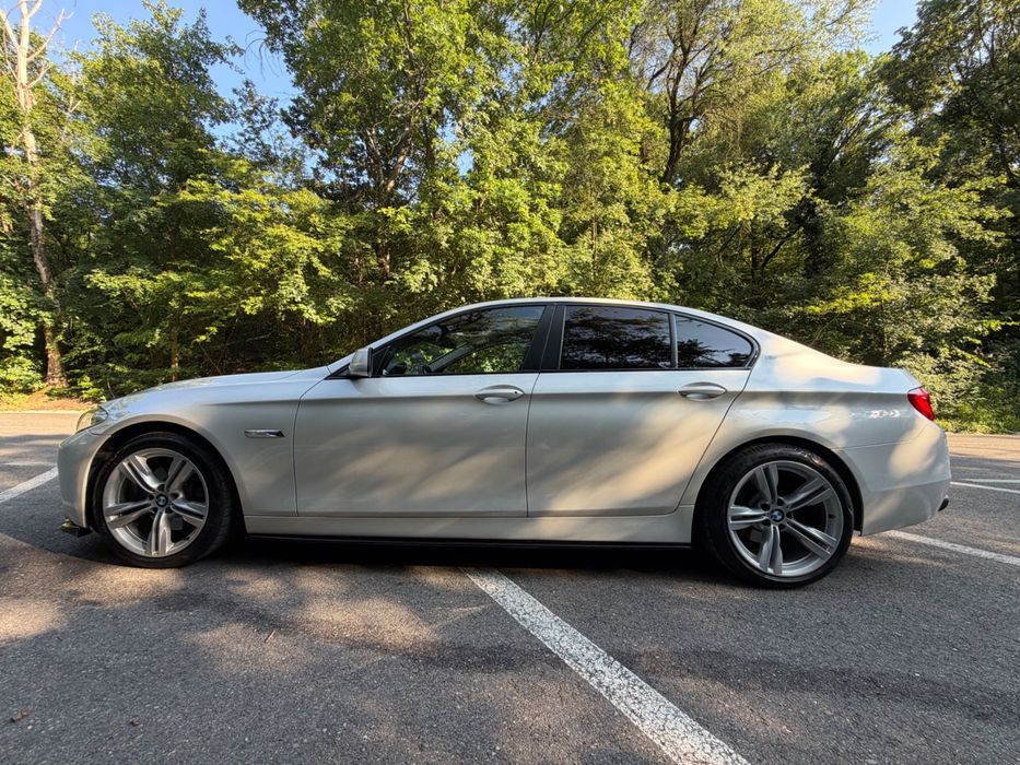 BMW 5 Series 2011 — imagine 4