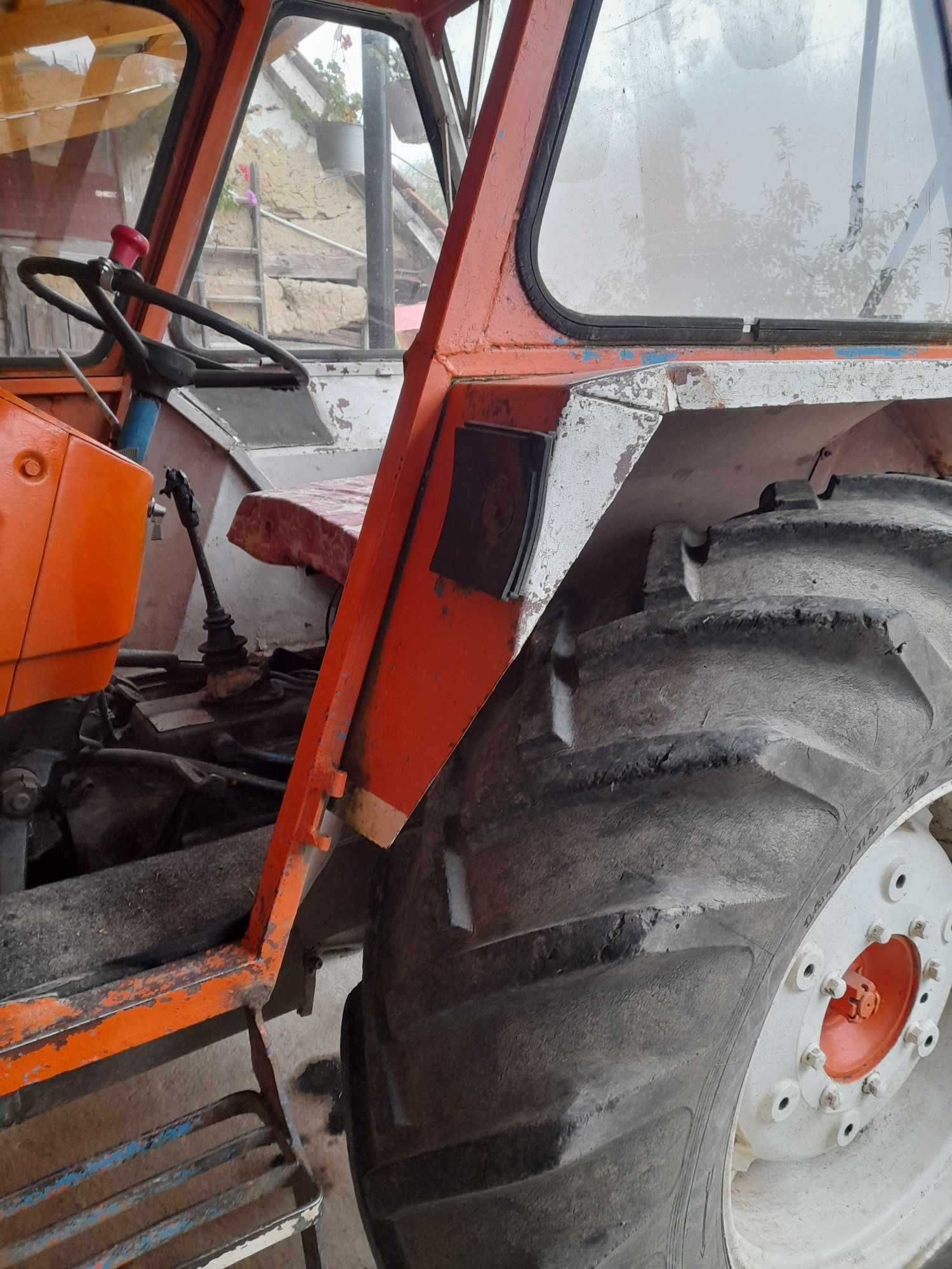 Tractor de vanzare fiatso someca 650 de 65 de cai Faget • OLX.ro