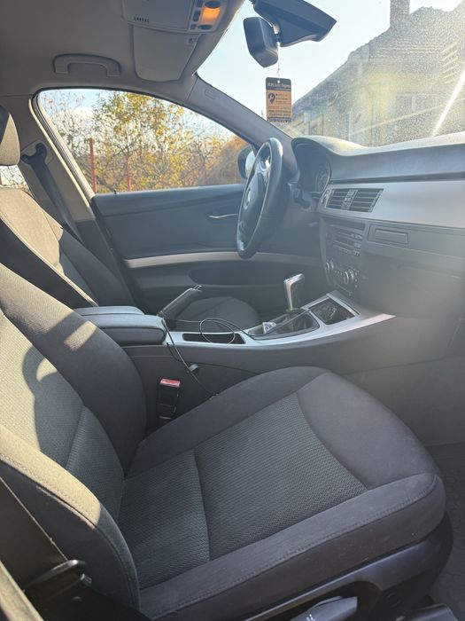 Vând sau schimb Bmw e90 facelift euro 5