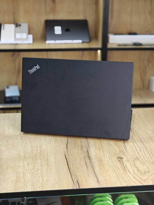 Ноутбук Lenovo ThinkPad T490 | Intel Core i7 

Инстаграмм: Laptops.a