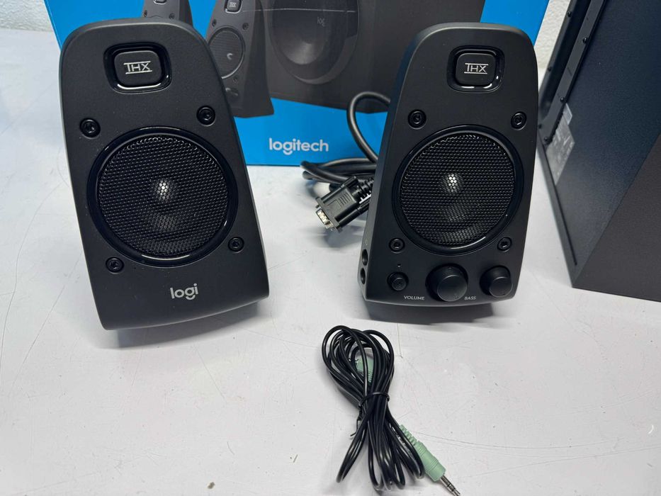 Аудио система Logitech  Z623, 2.1, 200W (130W + 2x 35W) / 400W