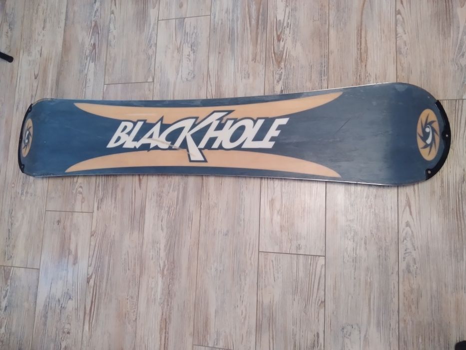 Сноуборд Black Hole