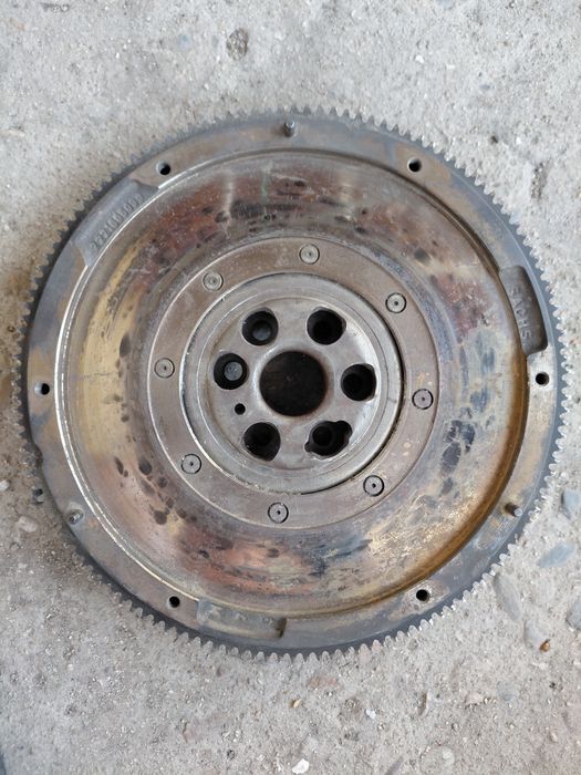 Маховик за 1.8 Т и 1.9 tdi Sachs