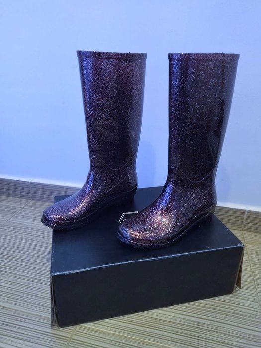 Cizme dama toamna -iarna de calitate superioara mărimea 35-36 superbe