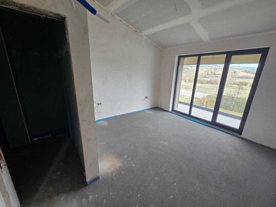 Бутикова къща с минерална вода за продажба до Банско и село Баня