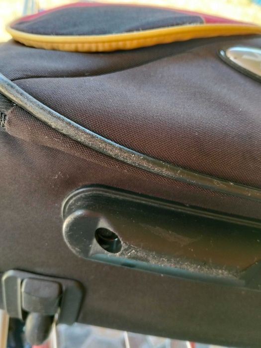 Troller copii Samsonite Sammies Gărgăriță, stare impecabilă, 50x38x20 cm: