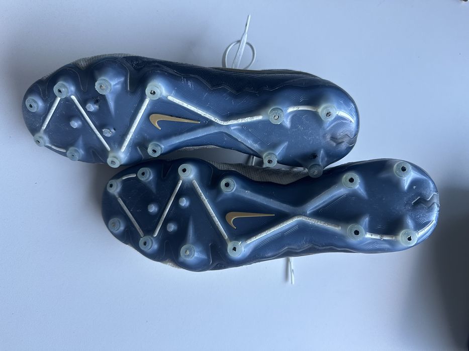Ghete fotbal Nike Phantom Luna 2 Elite AG, 40