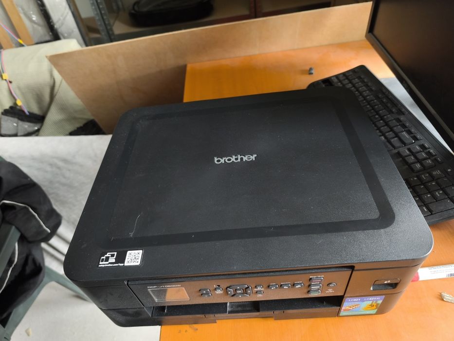 Brother DCP-J1050DW – Imprimantă multifuncțională color Wi-Fi