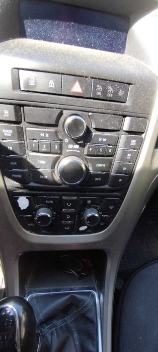OPEL Astra 2011 — imagine 4