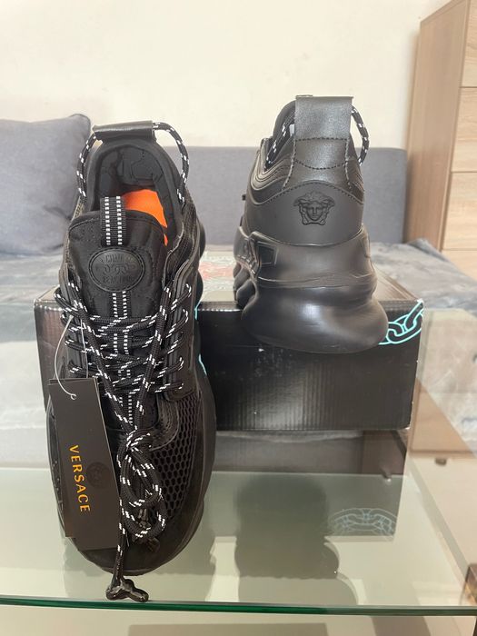 Versace Chain Reaction