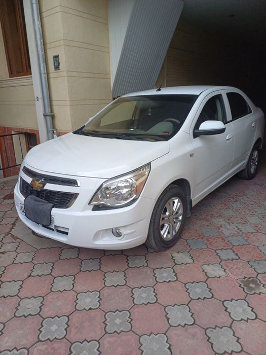 Cobalt, 4 pozitsiya, 2022 yil, metan/benzin, toza