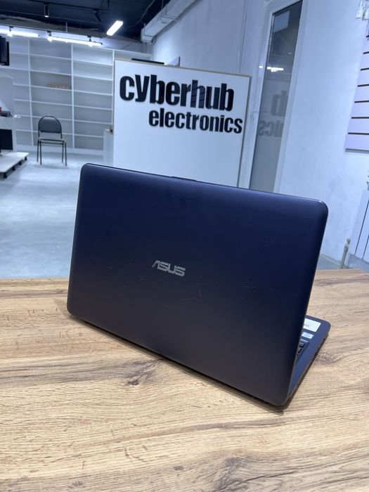 Ноутбук Asus X543U