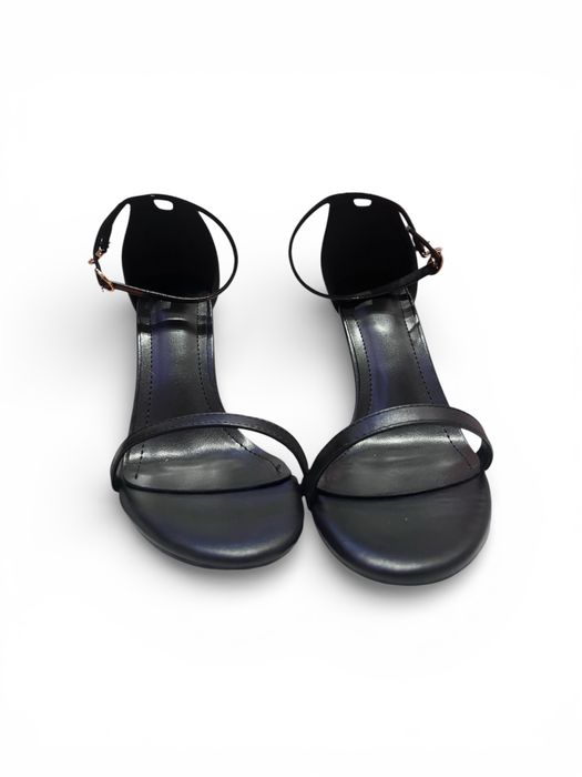 Sandale negre simple