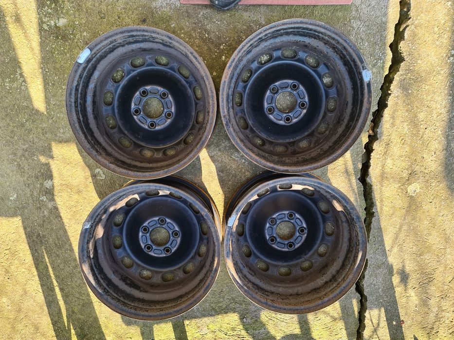 jante tabla R 15 ~ 5 x 108 ~ Ford Focus Fiesta Fusion
