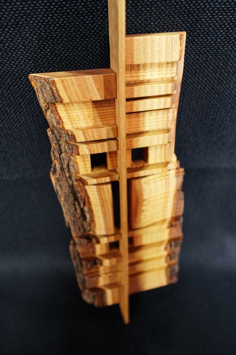 Стенна пластика маска