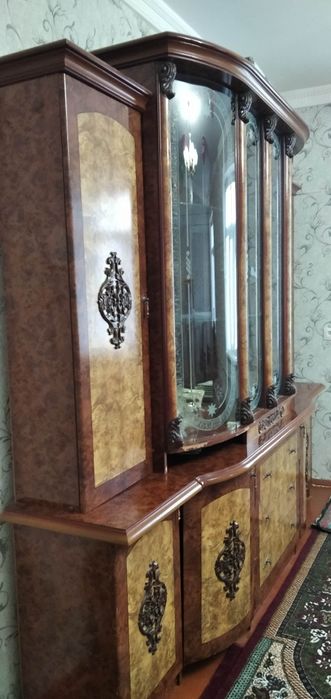 Продаётся стенка