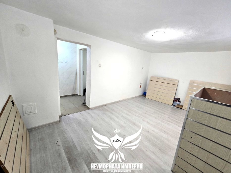 Продава се Магазин в Асеновград - 52 кв.м за 1289 €/кв.м - Снимка #17