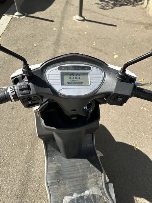 Scuter electric nou 2025 ZTECH