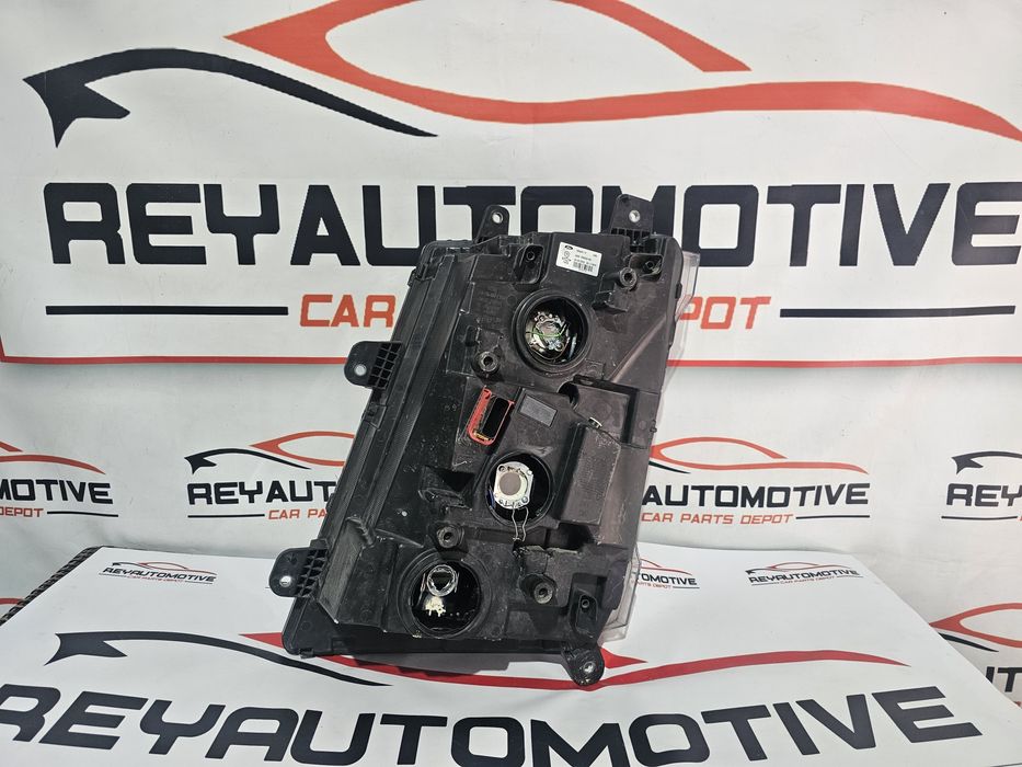 Far dreapta Ford F-Max FMax dupa 2018 cod JC46-13W029-AG