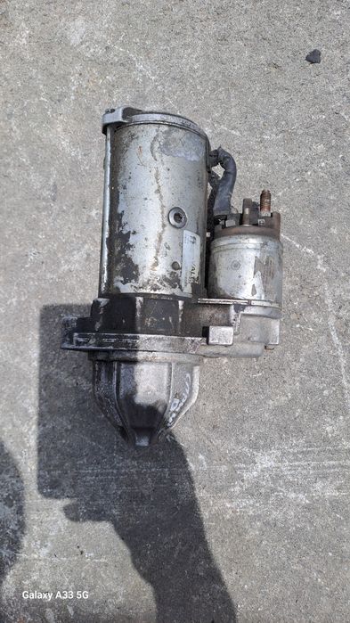 Стартер ЗА MERCEDES SPRINTER 0051511301 D7R28 12V