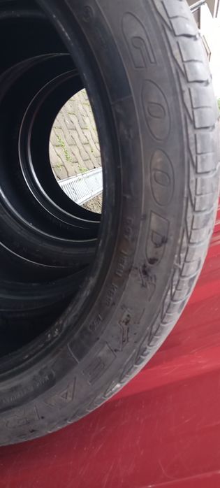 Vând cauciucuri runflat