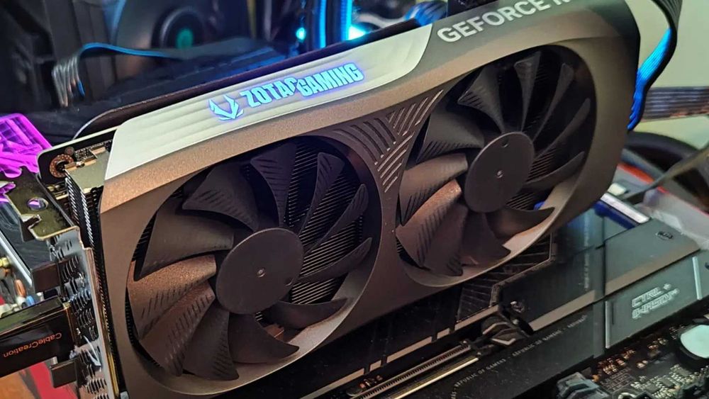 Видеокарта GeForce ZOTAC RTX 4070 Twin Edge