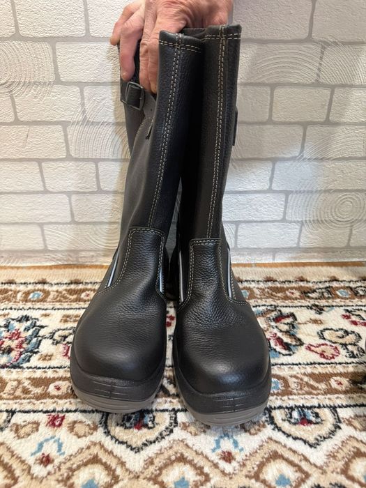 Продам зимние рабочие сапоги