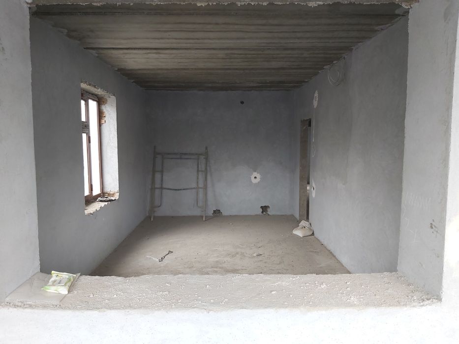 Kvartira sotiladi 97 m² yangi uy g‘ishtli.
Gaz, elektr, suv doimiy
Xon