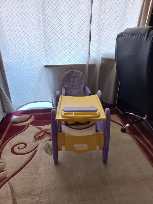 Детский столик пластиковый