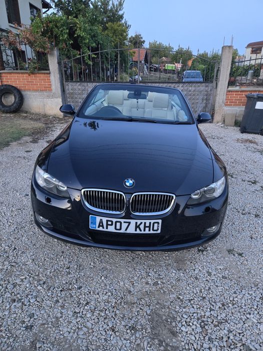 Бмв е93 325i 218k.с