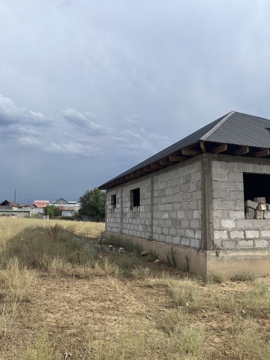 Продам недостроенный дом