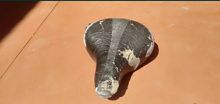 Широкое сидение на велосипед