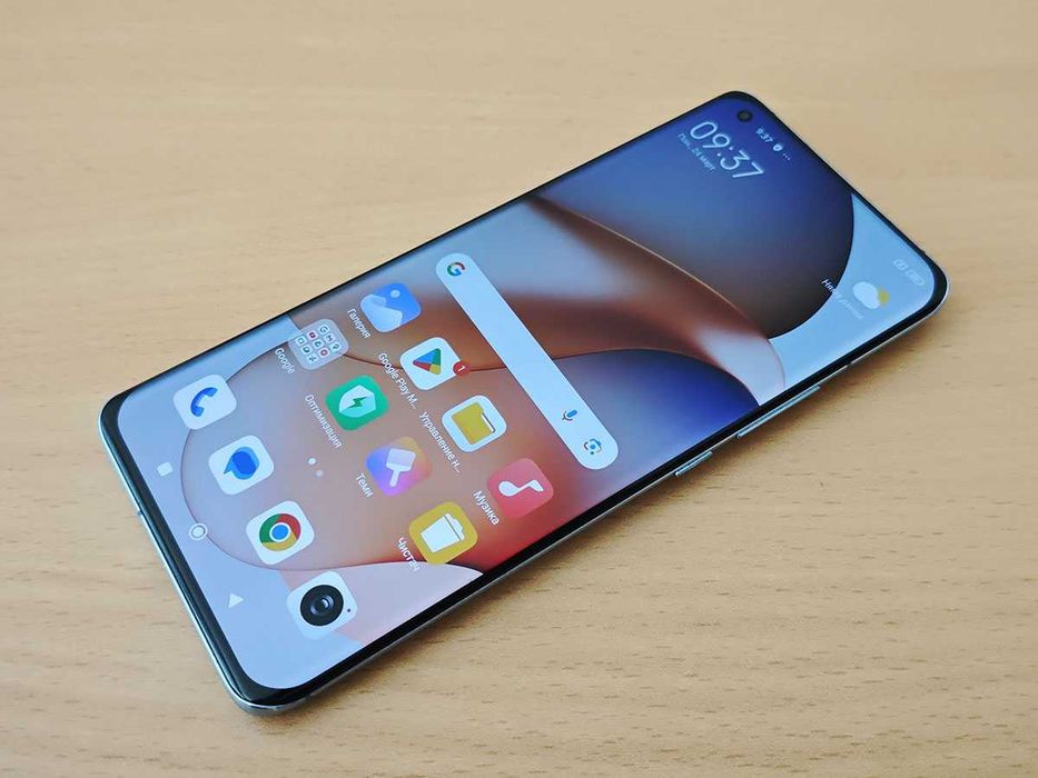 Xiaomi Mi 11, 8гб, 256гб, 6,81инча Amoled, 108мп камера, 4600mah