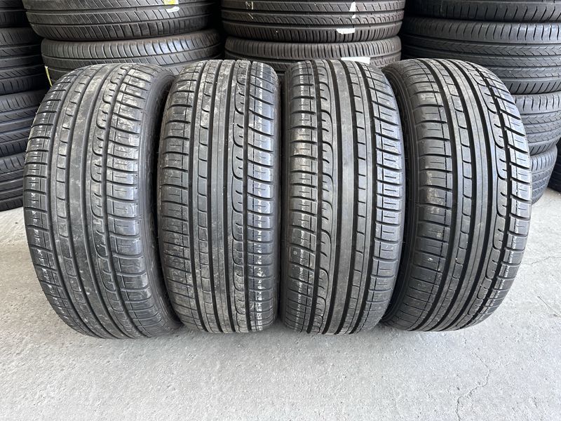 215/55/17 DUNLOP 4бр