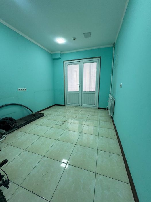 Аренда под офис Ориентир Метро Новза  45м2 1300$ торг