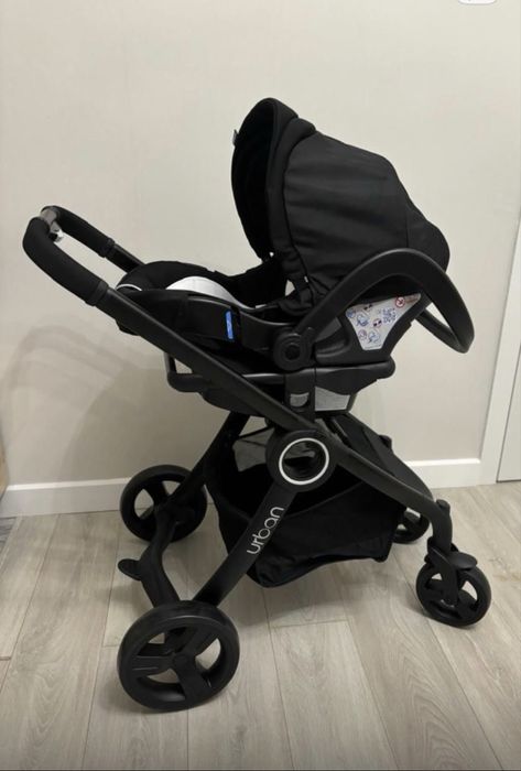 Коляска в хорошем состоянии