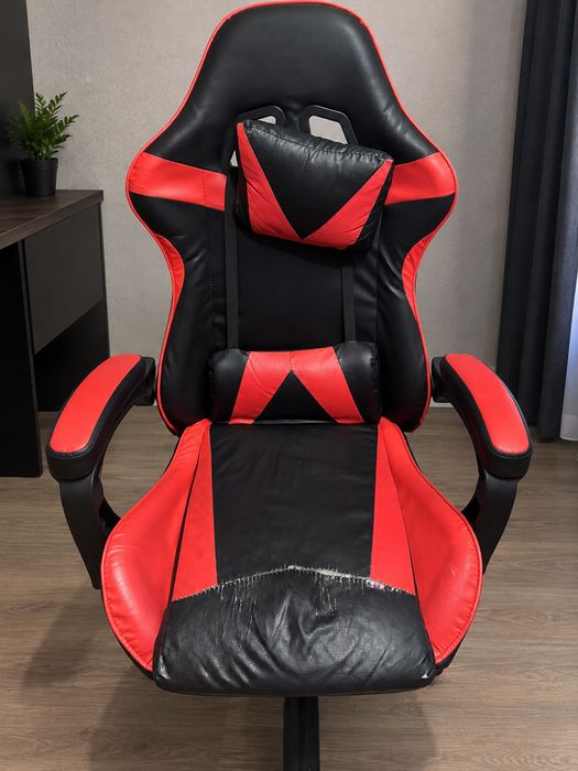 Кресло игрвое красное