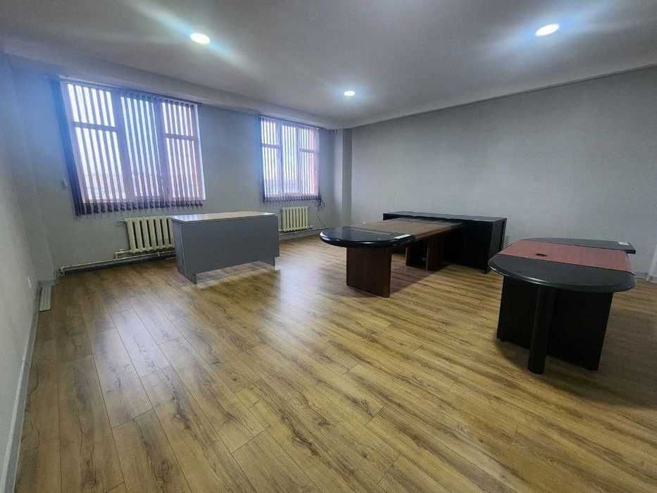 Сдам 54 м² Офис в Аренду в БЦ. Паркентский. Шампань Завод. Яшнабадский