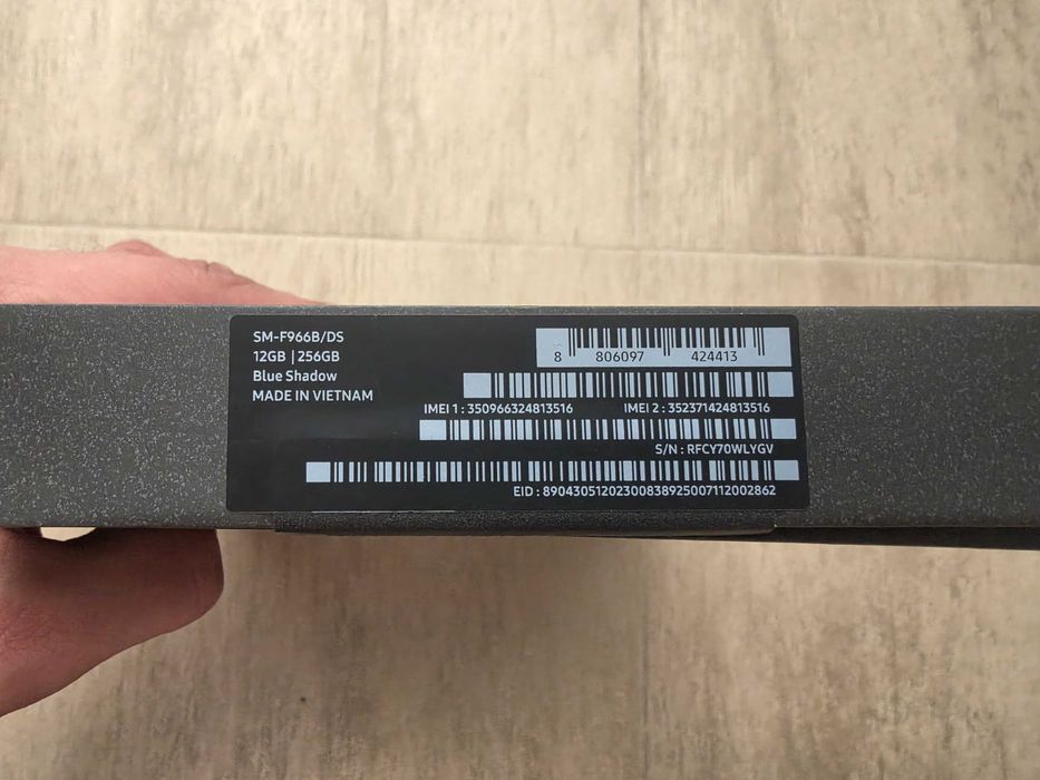 Samsung Galaxy Z Fold 7 256GB Blue Shadow