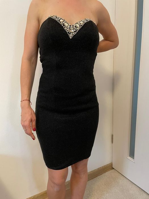 Vand rochie eleganta scurta, marimea S