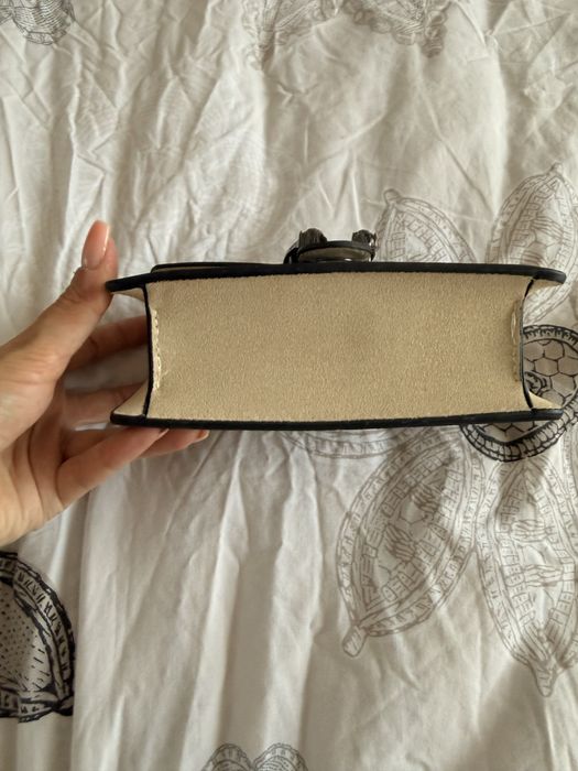 Бежова чанта Gucci
