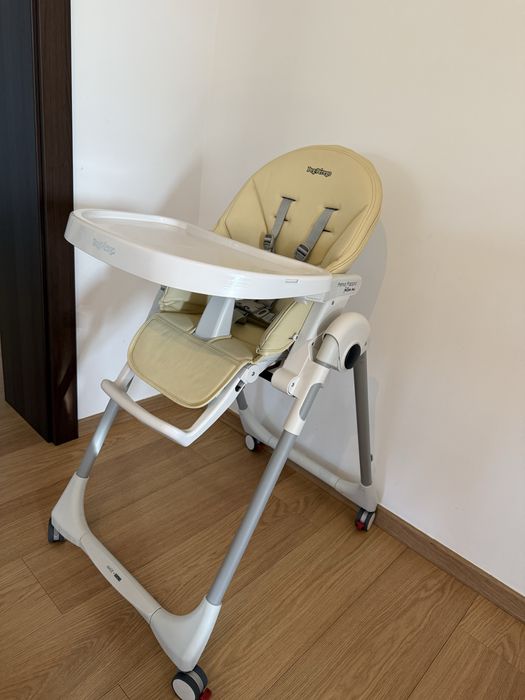 Peg Perego Prima Pappa Follow Me Scaun Înalt De Masă Bebe Pliabil Cu Înălțime Reglabilă Bej