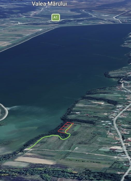 PENINSULĂ PRIVATĂ: 2400mp la Lac – 80m Deschidere – 5 min de A1
​V
