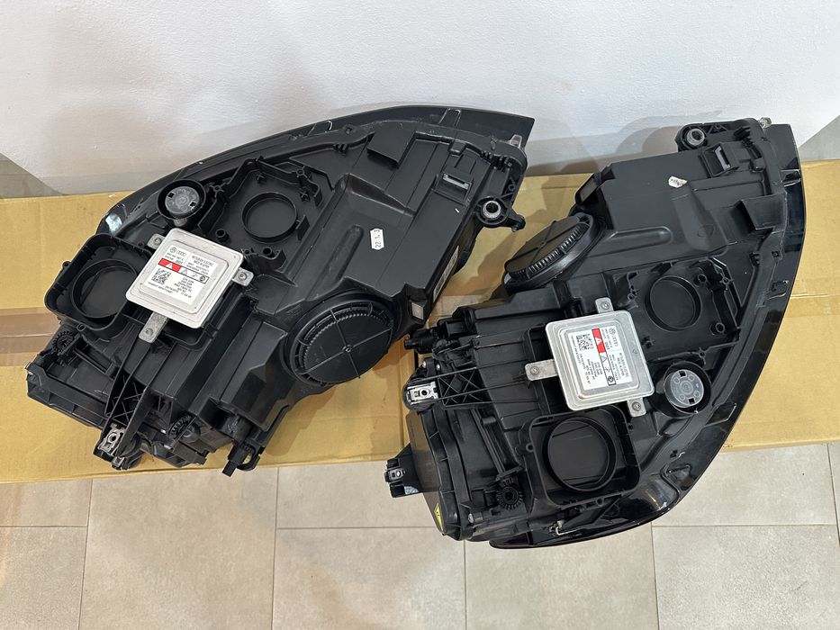 Far dreapta xenon golf 7 gti  Europa