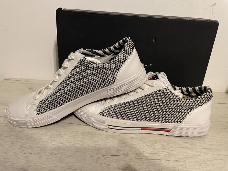 Sneakers Tommy Hilfiger Nr. 44