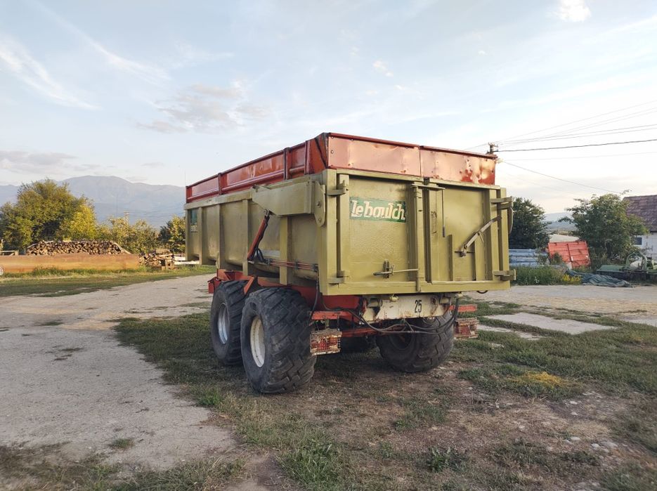 Remorcă 14 tone.