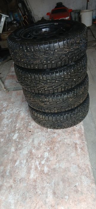 Продам зимнюю резину