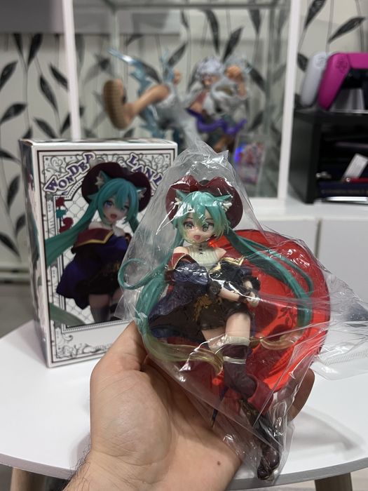 18 cm Hatsune Miku Wonderland Puss in Boots Figurină Anime Sigilată