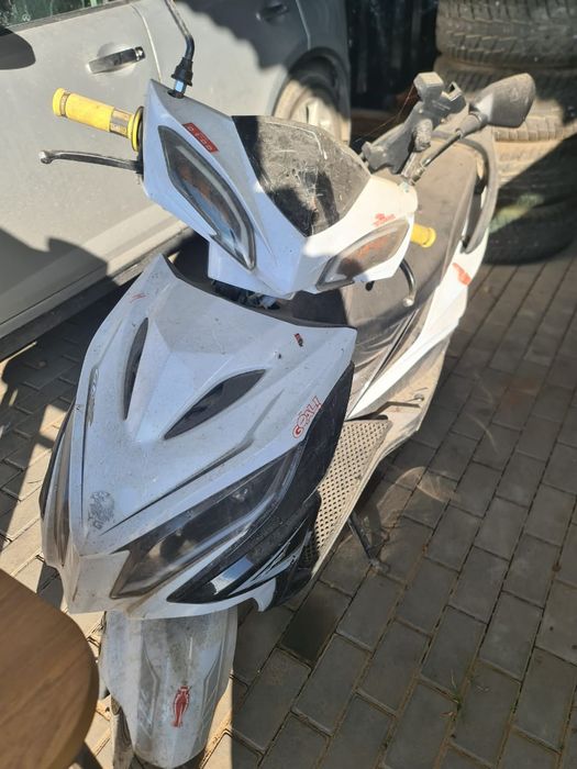 Обменяю мопед 150 куб